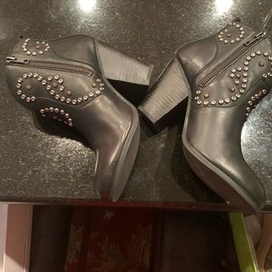 Steve madden boots
